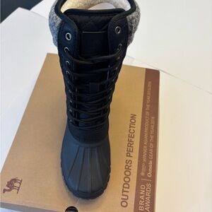 Women's Black Outdoor Boots